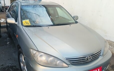 Toyota Camry V40, 2004 год, 700 000 рублей, 2 фотография