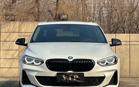 BMW 1 серия, 2023 год, 1 726 002 рублей, 1 фотография