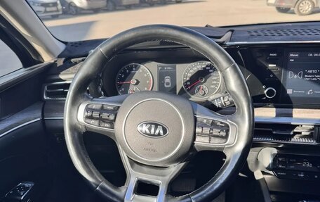 KIA K5, 2021 год, 2 650 000 рублей, 17 фотография