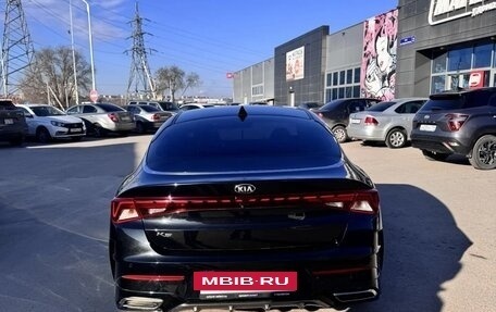 KIA K5, 2021 год, 2 650 000 рублей, 15 фотография