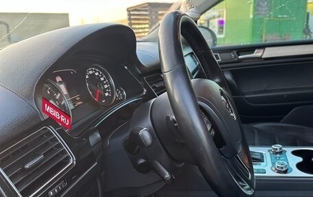 Volkswagen Touareg III, 2011 год, 1 630 000 рублей, 14 фотография