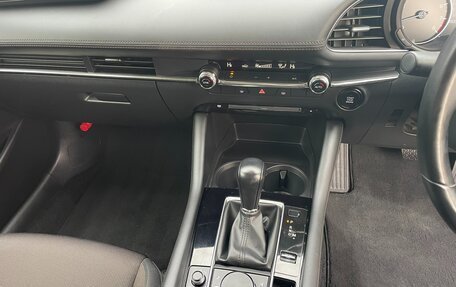 Mazda 3, 2021 год, 1 815 000 рублей, 13 фотография