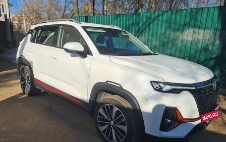 Changan CS35 Plus, 2024 год, 1 990 000 рублей, 2 фотография