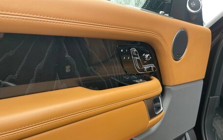 Land Rover Range Rover IV рестайлинг, 2018 год, 7 399 000 рублей, 19 фотография