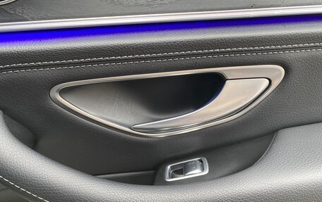 Mercedes-Benz E-Класс, 2019 год, 3 850 000 рублей, 9 фотография