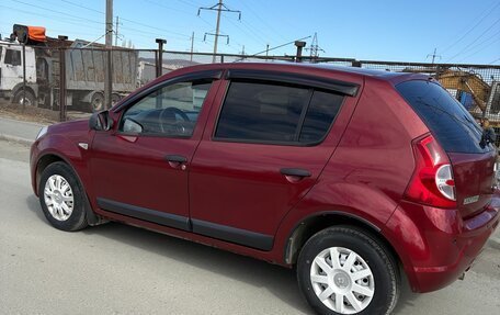 Renault Sandero I, 2011 год, 580 000 рублей, 2 фотография