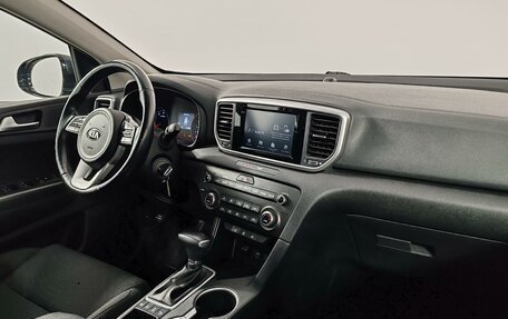 KIA Sportage IV рестайлинг, 2018 год, 1 999 000 рублей, 11 фотография