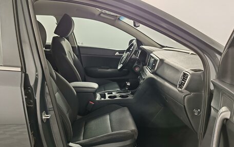 KIA Sportage IV рестайлинг, 2018 год, 1 999 000 рублей, 19 фотография