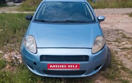 Fiat Punto III Punto Evo рестайлинг, 2008 год, 235 000 рублей, 1 фотография