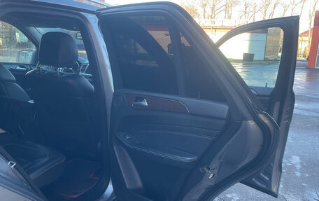 Mercedes-Benz M-Класс, 2012 год, 3 000 000 рублей, 7 фотография