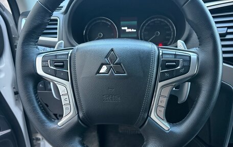 Mitsubishi L200 IV рестайлинг, 2023 год, 3 800 000 рублей, 4 фотография