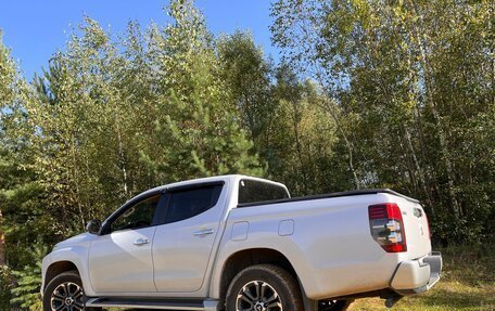 Mitsubishi L200 IV рестайлинг, 2023 год, 3 800 000 рублей, 12 фотография