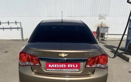 Chevrolet Cruze II, 2014 год, 950 000 рублей, 5 фотография