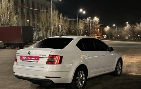 Skoda Octavia, 2018 год, 900 000 рублей, 5 фотография