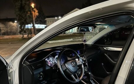 Skoda Octavia, 2018 год, 900 000 рублей, 10 фотография