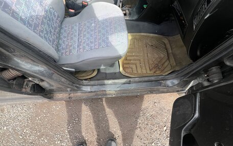 Volkswagen Polo III рестайлинг, 1996 год, 134 000 рублей, 8 фотография