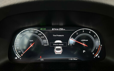 KIA K7, 2019 год, 2 600 000 рублей, 13 фотография