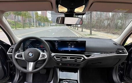 BMW 3 серия, 2023 год, 3 800 000 рублей, 8 фотография