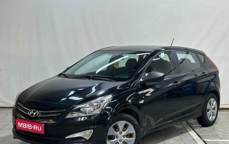 Hyundai Solaris II рестайлинг, 2015 год, 770 000 рублей, 1 фотография
