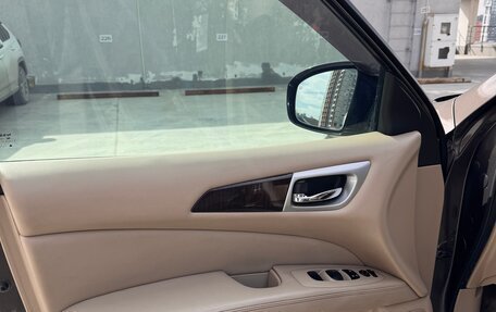 Nissan Pathfinder, 2015 год, 2 600 000 рублей, 8 фотография