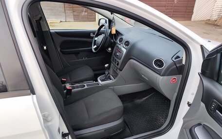 Ford Focus II рестайлинг, 2011 год, 630 000 рублей, 23 фотография