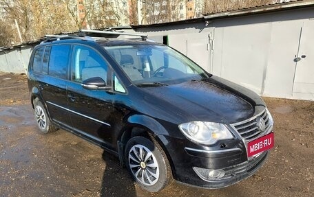 Volkswagen Touran III, 2010 год, 590 000 рублей, 12 фотография