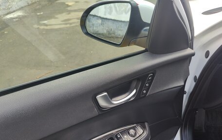 KIA Optima IV, 2017 год, 900 000 рублей, 6 фотография