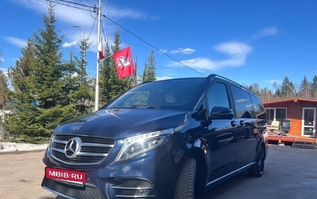Mercedes-Benz V-Класс, 2019 год, 6 300 000 рублей, 9 фотография