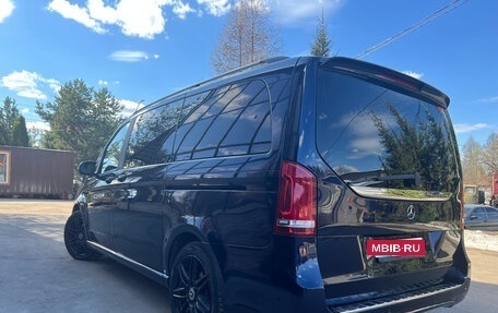 Mercedes-Benz V-Класс, 2019 год, 6 300 000 рублей, 7 фотография