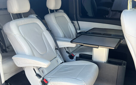 Mercedes-Benz V-Класс, 2019 год, 6 300 000 рублей, 14 фотография