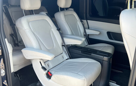 Mercedes-Benz V-Класс, 2019 год, 6 300 000 рублей, 13 фотография