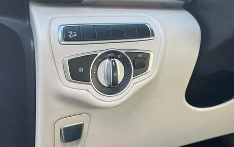 Mercedes-Benz V-Класс, 2019 год, 6 300 000 рублей, 20 фотография