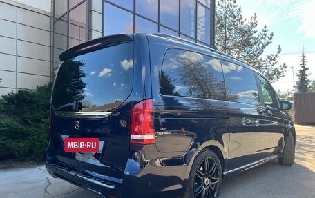 Mercedes-Benz V-Класс, 2019 год, 6 300 000 рублей, 4 фотография