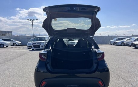 Toyota Yaris, 2022 год, 800 000 рублей, 7 фотография