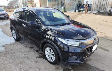 Honda Vezel, 2019 год, 1 800 000 рублей, 2 фотография