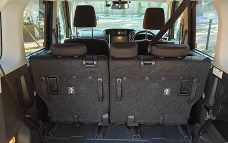 Toyota Roomy I, 2020 год, 1 450 000 рублей, 4 фотография