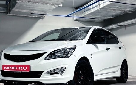 Hyundai Solaris II рестайлинг, 2015 год, 980 000 рублей, 3 фотография