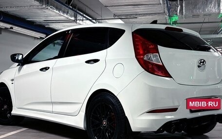 Hyundai Solaris II рестайлинг, 2015 год, 980 000 рублей, 4 фотография