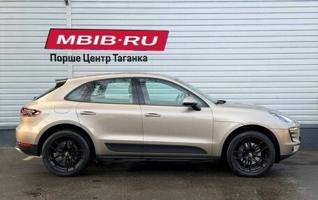 Porsche Macan I рестайлинг, 2017 год, 4 345 000 рублей, 4 фотография