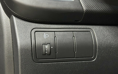 Hyundai Solaris II рестайлинг, 2011 год, 650 000 рублей, 12 фотография