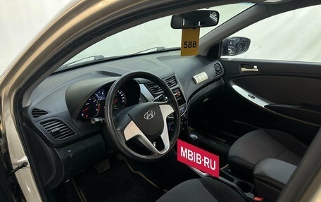 Hyundai Solaris II рестайлинг, 2011 год, 650 000 рублей, 7 фотография