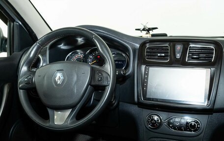 Renault Sandero II рестайлинг, 2016 год, 880 000 рублей, 13 фотография