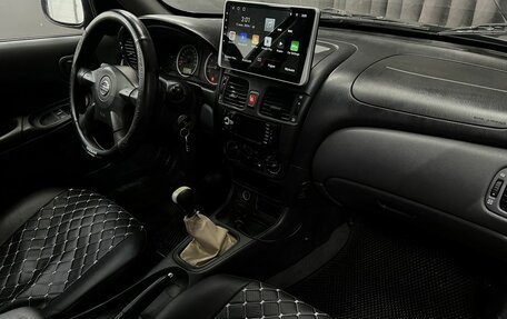 Nissan Almera, 2004 год, 284 888 рублей, 11 фотография