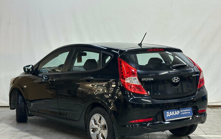 Hyundai Solaris II рестайлинг, 2015 год, 770 000 рублей, 4 фотография