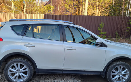 Toyota RAV4, 2014 год, 2 000 000 рублей, 1 фотография