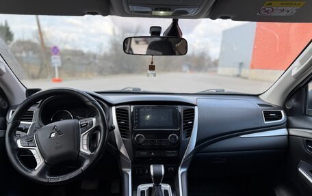 Mitsubishi Pajero Sport III рестайлинг, 2019 год, 2 750 000 рублей, 5 фотография
