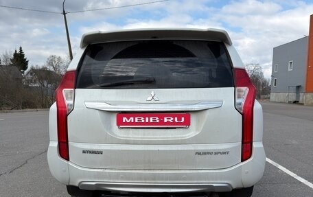 Mitsubishi Pajero Sport III рестайлинг, 2019 год, 2 750 000 рублей, 4 фотография