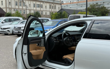 Volvo S90 II рестайлинг, 2025 год, 6 790 000 рублей, 4 фотография