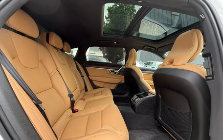 Volvo S90 II рестайлинг, 2025 год, 6 790 000 рублей, 15 фотография