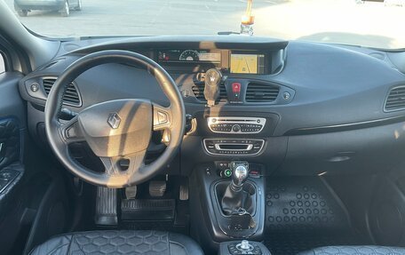 Renault Scenic III, 2011 год, 735 000 рублей, 6 фотография